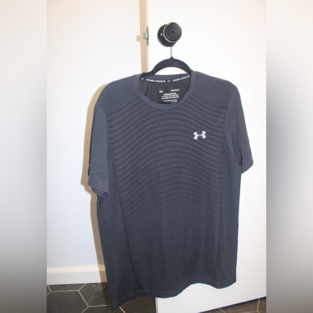 Under Armour Men’s UA Raid Short Sleeve T-Shirt Black L